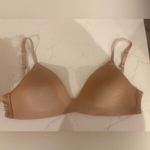 Skims Perfect Tan TShirt Wireless Bra 34C